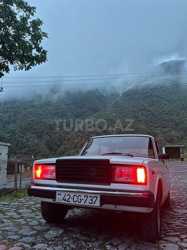 LADA (VAZ) 2107 2006, 150,000 km - 1.6 l - Qax