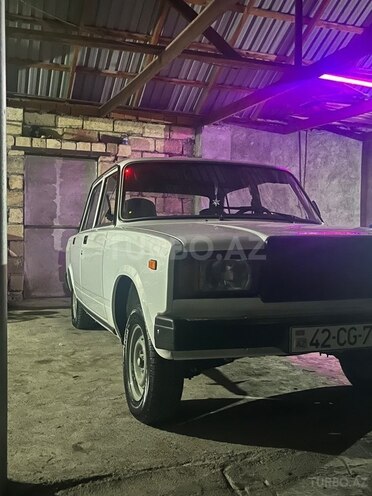 LADA (VAZ) 2107 2006, 150,000 km - 1.6 l - Qax
