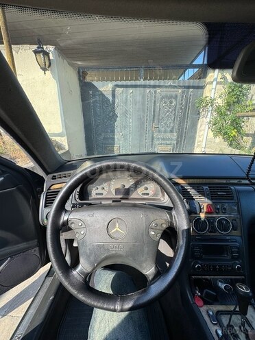 Mercedes E 220 1999, 734,648 km - 2.2 л - Bakı