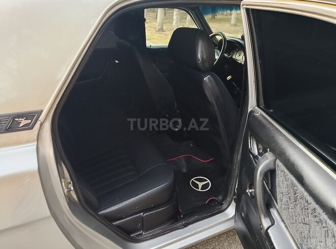 GAZ 31105 2005, 236,656 km - 2.4 l - Sumqayıt