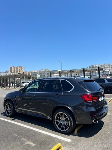 BMW X5 2018, 107,000 km - 2.0 л - Bakı