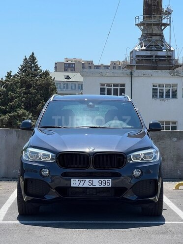 BMW X5 2018, 107,000 km - 2.0 л - Bakı