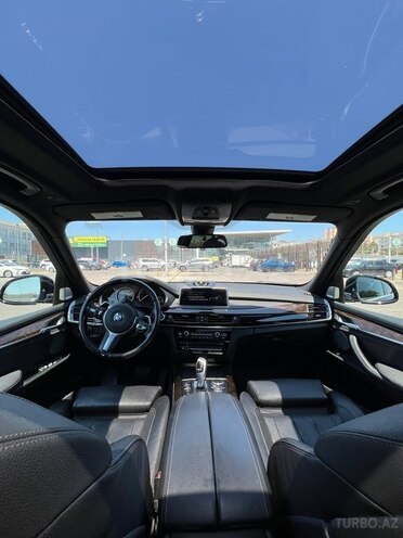 BMW X5 2018, 107,000 km - 2.0 л - Bakı