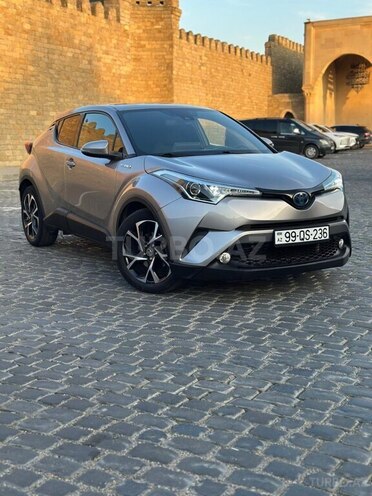 Toyota C-HR 2019, 55,000 km - 1.8 l - Bakı
