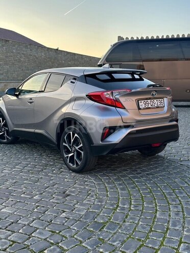 Toyota C-HR 2019, 55,000 km - 1.8 l - Bakı