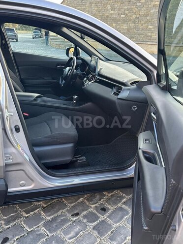 Toyota C-HR 2019, 55,000 km - 1.8 l - Bakı