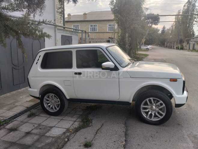 LADA (VAZ) Niva 2015, 269,436 km - 1.7 l - Salyan