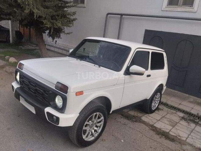 LADA (VAZ) Niva 2015, 269,436 km - 1.7 l - Salyan
