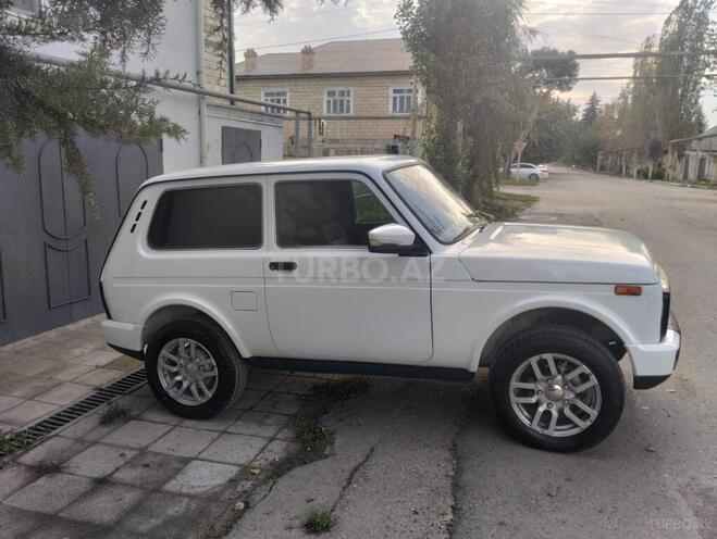 LADA (VAZ) Niva 2015, 269,436 km - 1.7 l - Salyan