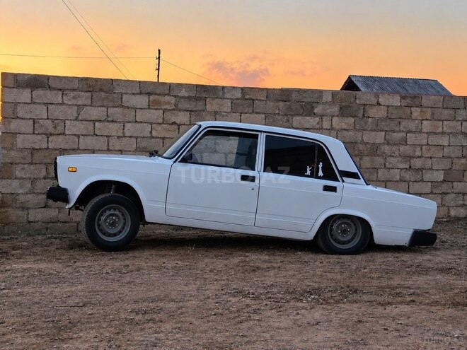 LADA (VAZ) 2107 1990, 56,000 km - 1.6 л - Salyan