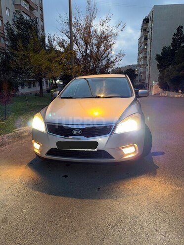 Kia Ceed 2010, 257,500 km - 1.4 l - Bakı