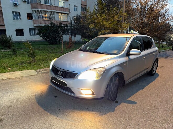 Kia Ceed 2010, 257,500 km - 1.4 l - Bakı