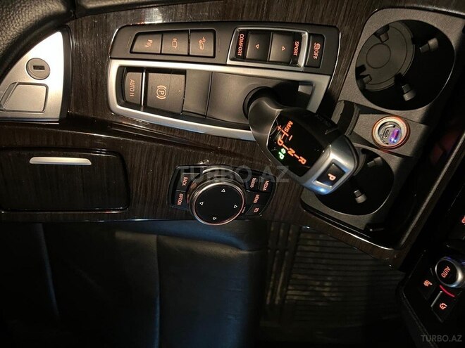BMW 528 2013, 182,000 km - 2.0 l - Bakı