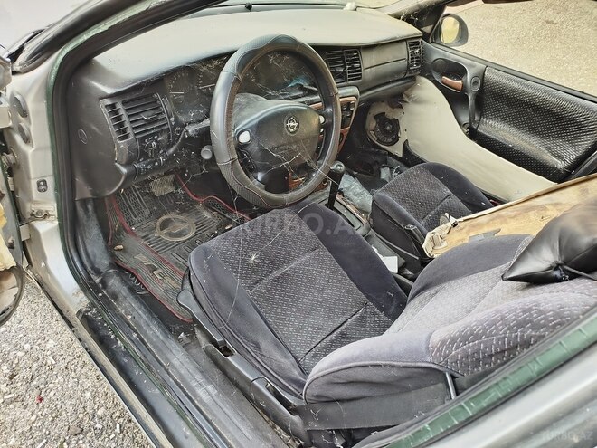 Opel Vectra 1998, 188,460 km - 2.0 l - Quba