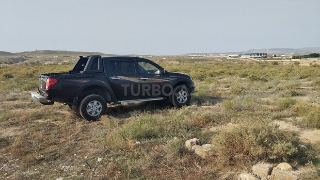 Mitsubishi L200 2012, 308,000 km - 2.5 l - Sumqayıt