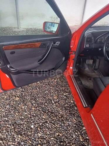 Mercedes E 240 1998, 123,450 km - 2.4 л - Salyan