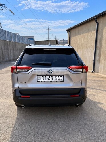 Toyota RAV4 2023, 17,000 km - 2.5 l - Bakı
