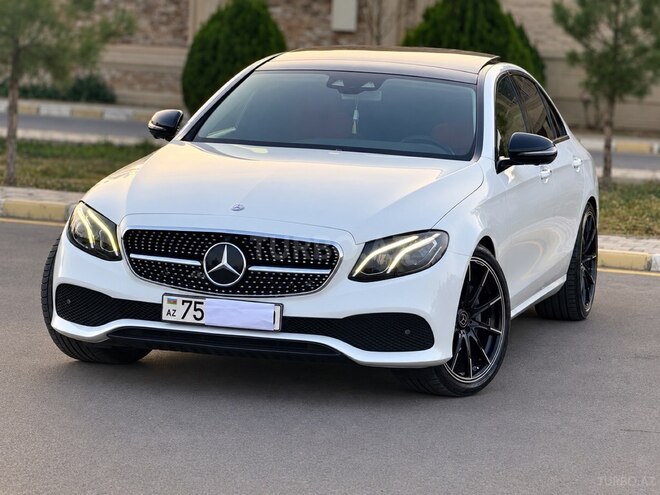 Mercedes E 250 2018, 98,000 km - 2.0 л - Naxçıvan