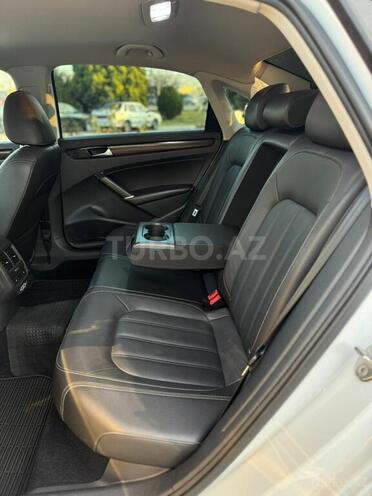 Volkswagen Passat (North America) 2020, 243,011 km - 2.0 l - Bakı