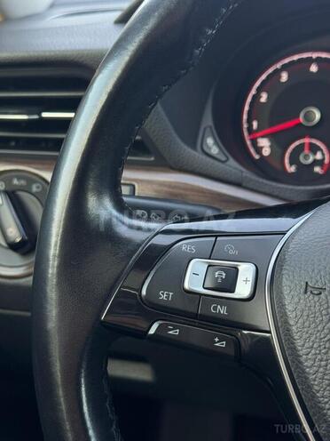 Volkswagen Passat (North America) 2020, 243,011 km - 2.0 l - Bakı