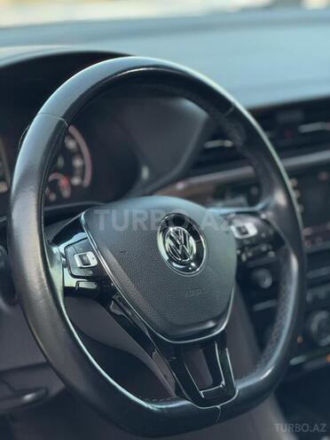 Volkswagen Passat (North America) 2020, 243,011 km - 2.0 l - Bakı