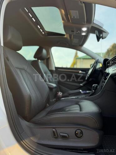 Volkswagen Passat (North America) 2020, 243,011 km - 2.0 l - Bakı