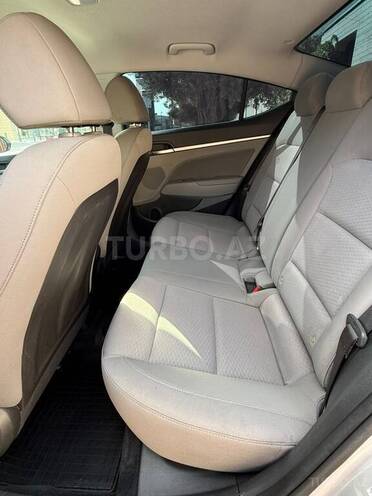 Hyundai Elantra 2019, 142,000 km - 2.0 л - Bakı