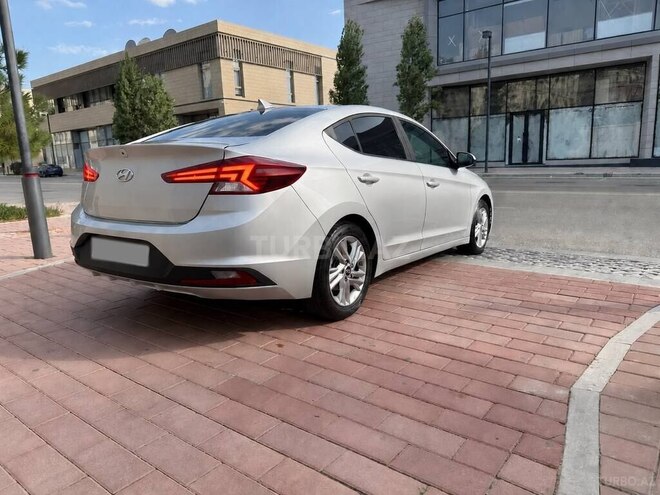 Hyundai Elantra 2019, 142,000 km - 2.0 л - Bakı