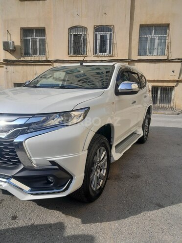 Mitsubishi  2018, 59,855 km - 3.0 l - Bakı