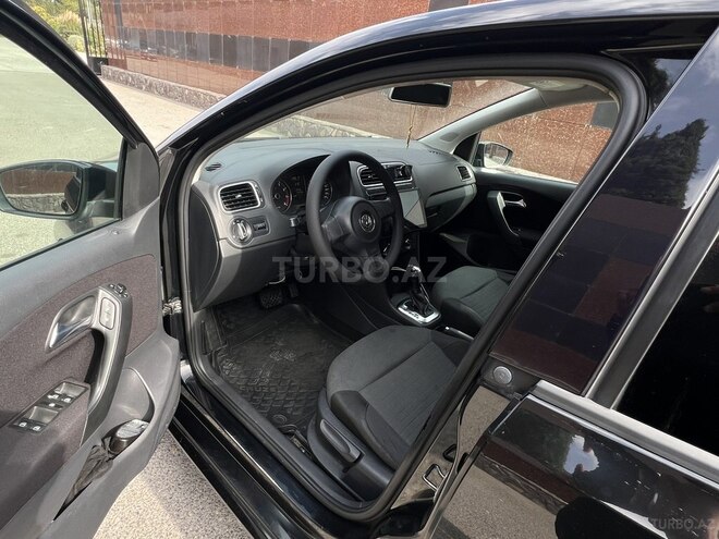 Volkswagen Polo 2011, 225,000 km - 1.4 l - Bakı