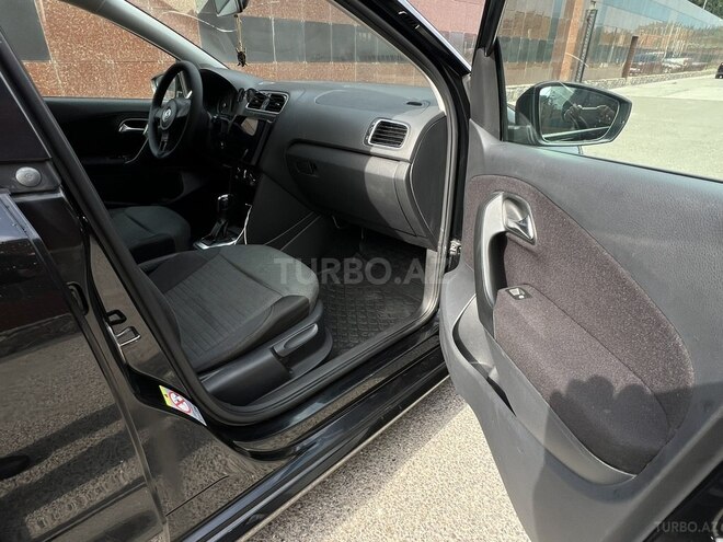 Volkswagen Polo 2011, 225,000 km - 1.4 l - Bakı