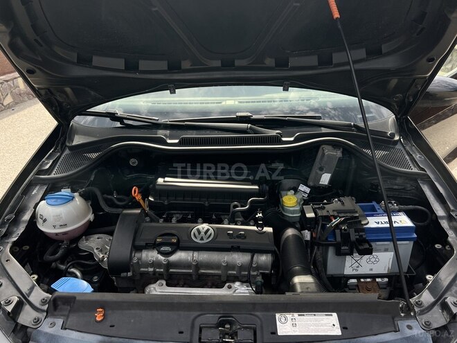 Volkswagen Polo 2011, 225,000 km - 1.4 l - Bakı