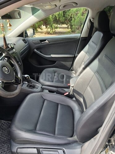 Volkswagen Jetta 2015, 125,358 km - 2.0 l - Naxçıvan