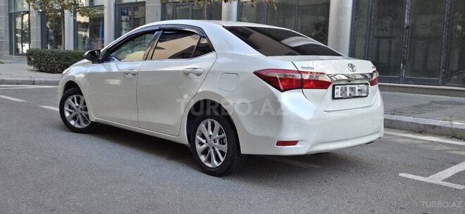 Toyota Corolla 2014, 193,452 km - 1.6 l - Bakı