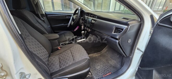 Toyota Corolla 2014, 193,452 km - 1.6 l - Bakı