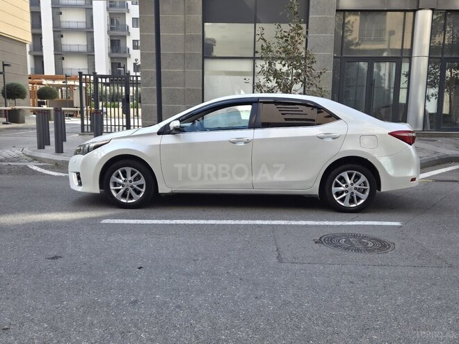 Toyota Corolla 2014, 193,452 km - 1.6 l - Bakı