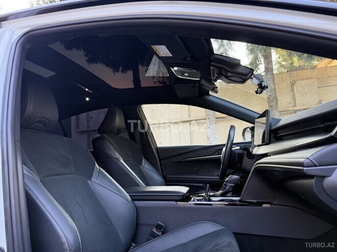 Toyota Camry 2025, 32,500 km - 2.0 l - Bakı