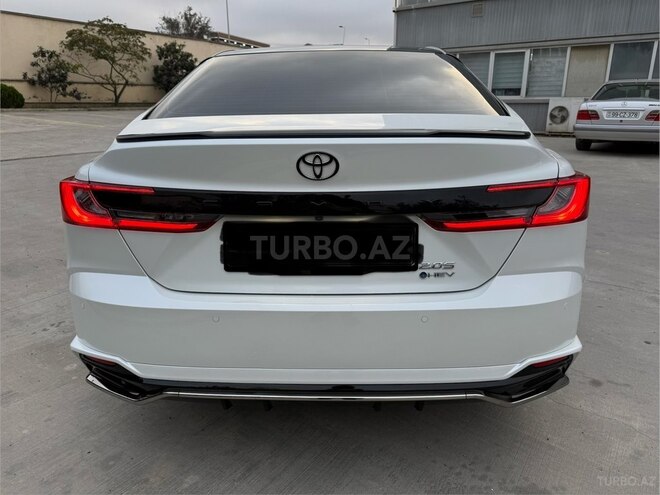 Toyota Camry 2025, 32,500 km - 2.0 l - Bakı