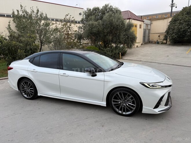 Toyota Camry 2025, 32,500 km - 2.0 l - Bakı