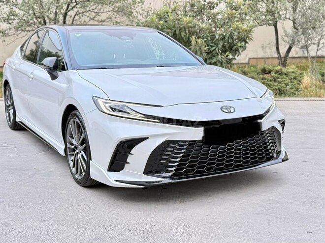 Toyota Camry 2025, 32,500 km - 2.0 l - Bakı