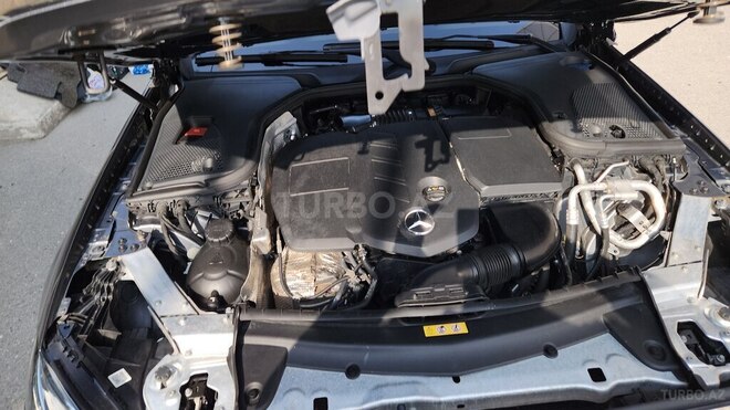 Mercedes E 220 d 4MATIC 2017, 270,000 km - 2.0 l - Bakı