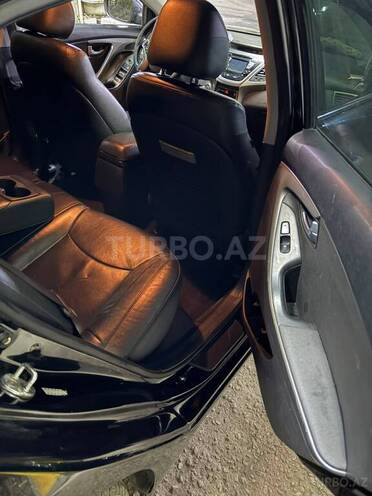 Hyundai Elantra 2015, 207,060 km - 1.8 л - Bakı