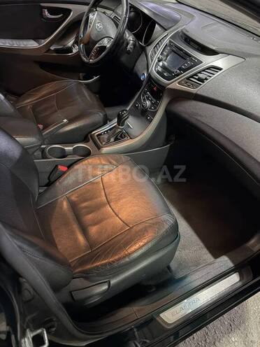Hyundai Elantra 2015, 207,060 km - 1.8 л - Bakı
