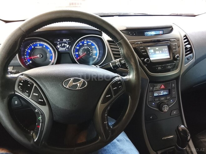 Hyundai Elantra 2015, 207,060 km - 1.8 л - Bakı