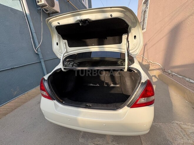 Nissan Tiida 2006, 320,000 km - 1.6 l - Bakı