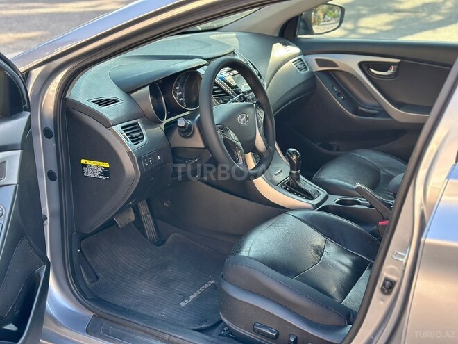 Hyundai Elantra 2015, 249,126 km - 1.8 l - Bakı