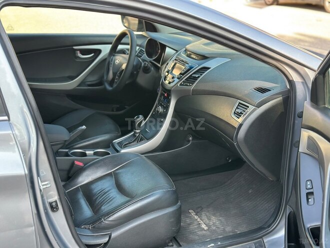 Hyundai Elantra 2015, 249,126 km - 1.8 l - Bakı