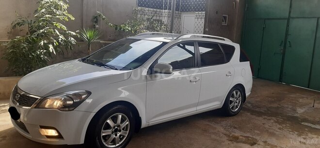 Kia  2011, 244,000 km - 1.6 l - Bakı