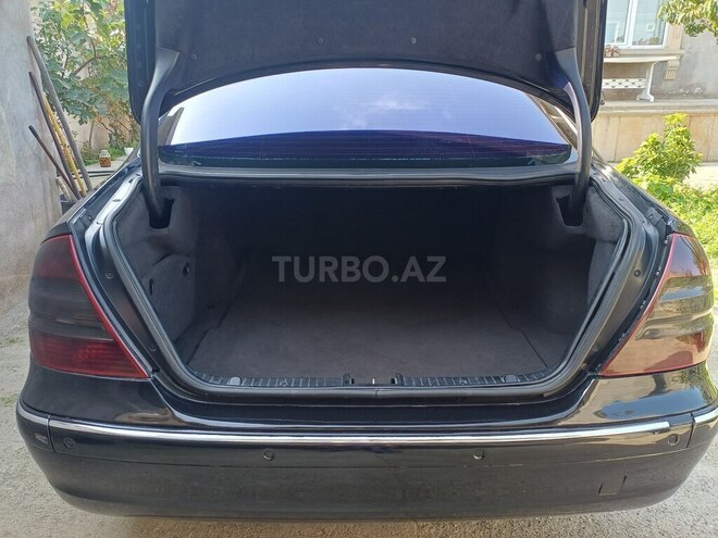 Mercedes E 200 2002, 357,000 km - 2.2 l - Bakı