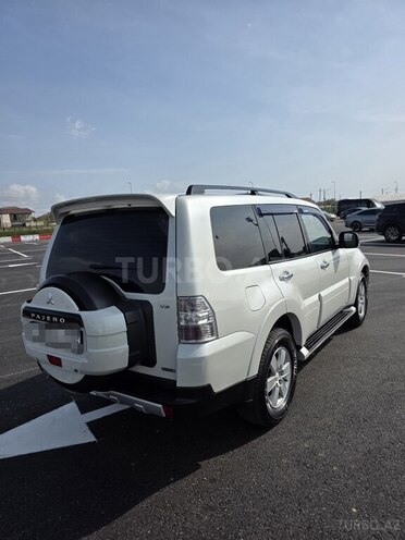 Mitsubishi Pajero 2008, 220,000 km - 3.0 l - Bakı